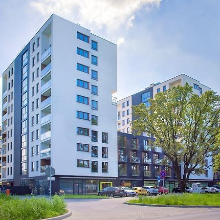 Metro Bielany Apartments With Parking By Noclegi Renters Varşovia Exterior foto